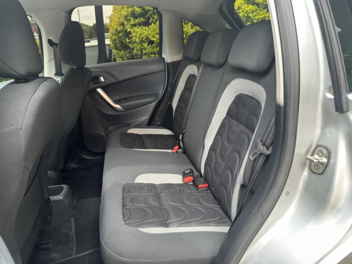 CITROËN - C3 - 2015/2015 - Prata - R$ 38.800,00