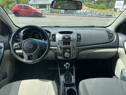 KIA MOTORS - CERATO - 2011/2011 - Preta - R$ 49.900,00