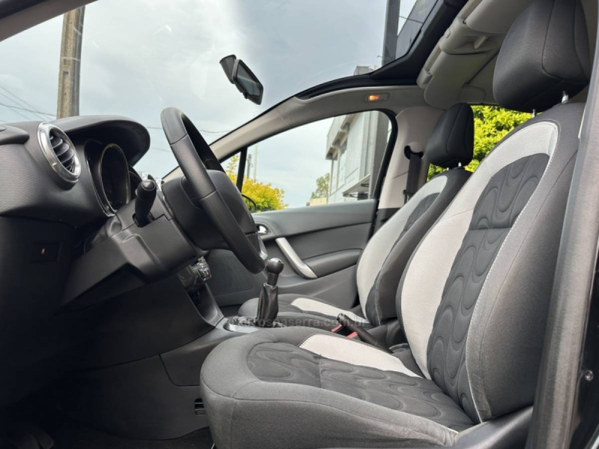 CITROËN - C3 - 2014/2014 - Preta - R$ 40.900,00