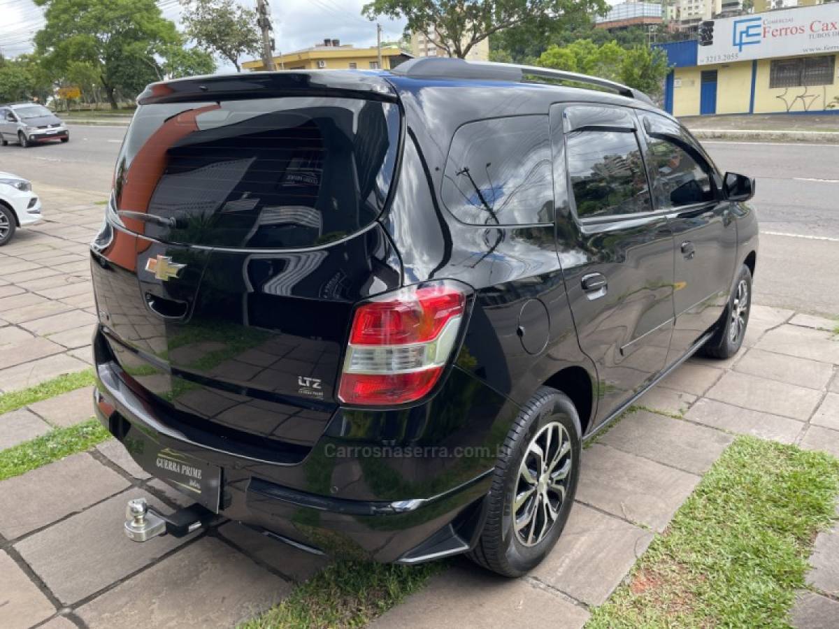 CHEVROLET - SPIN - 2018/2018 - Preta - R$ 68.900,00