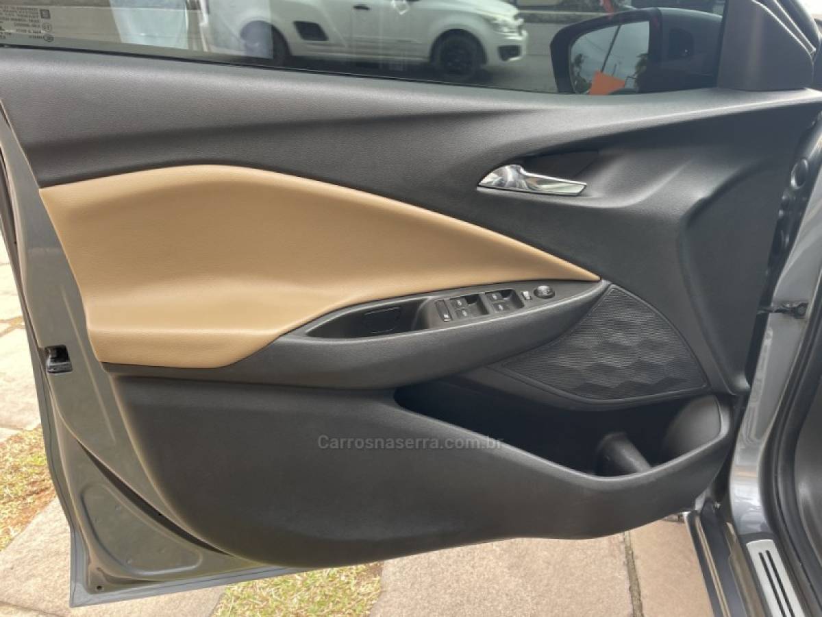 CHEVROLET - ONIX - 2021/2021 - Cinza - R$ 83.800,00