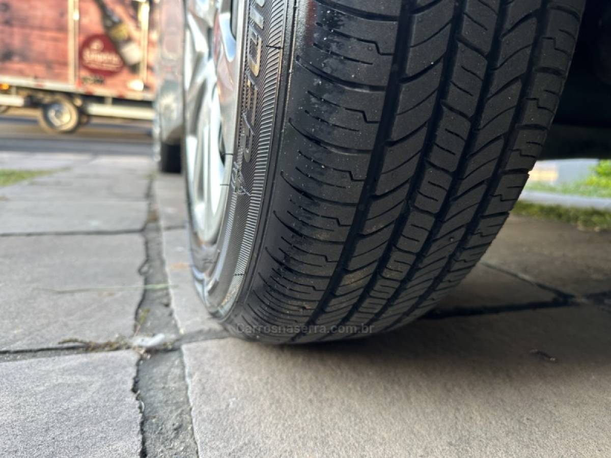 FORD - KA - 2018/2018 - Branca - R$ 44.800,00