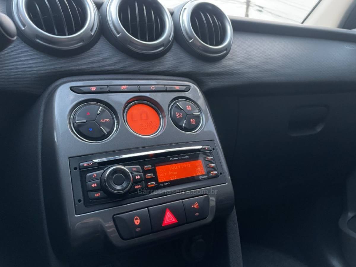 CITROËN - C3 - 2013/2013 - Prata - R$ 38.800,00