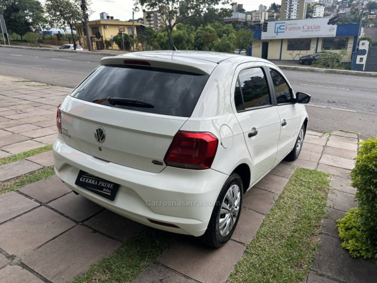 VOLKSWAGEN - GOL - 2017/2017 - Branca - R$ 46.900,00