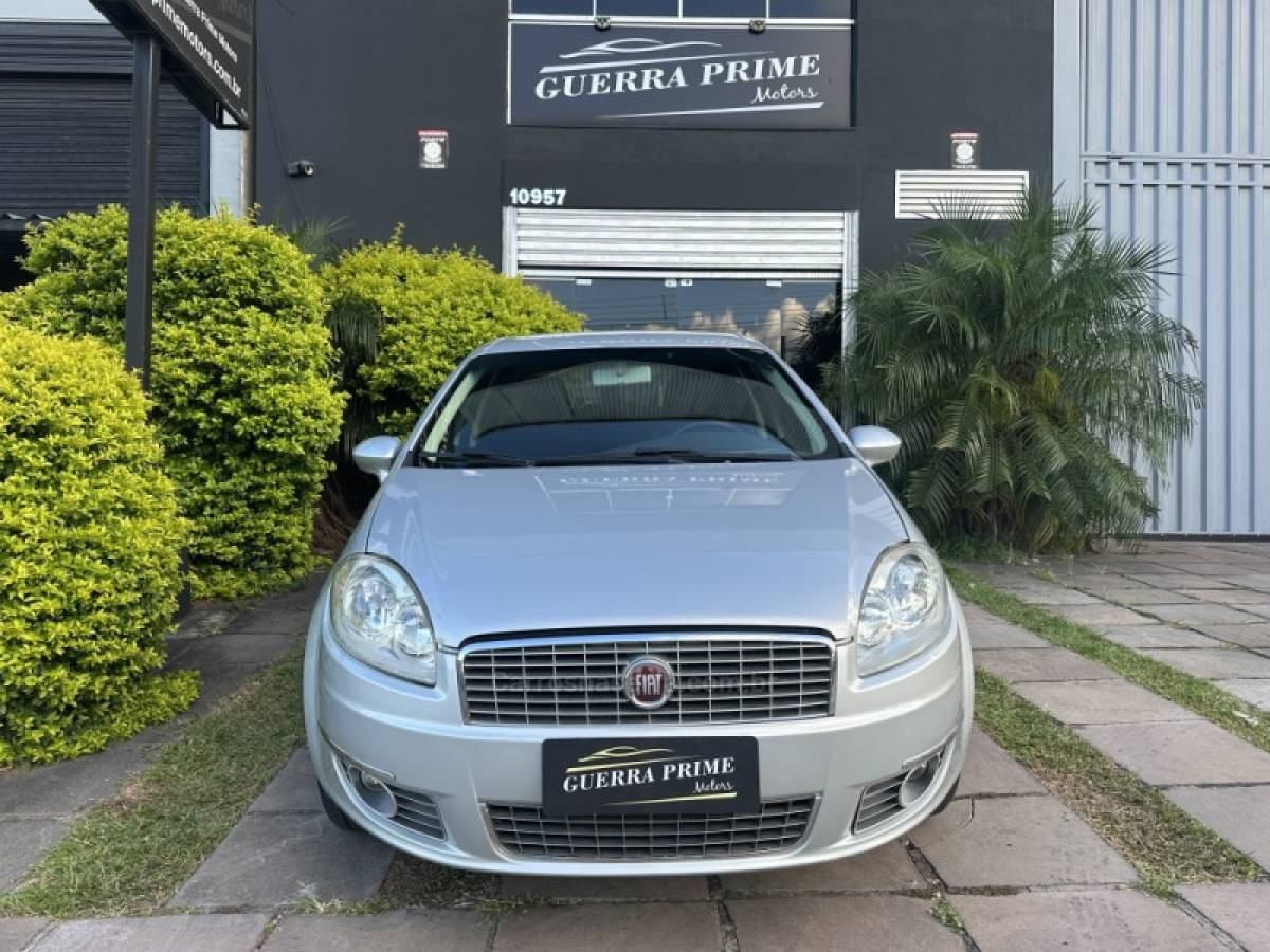 FIAT - LINEA - 2010/2010 - Prata - R$ 29.900,00