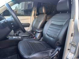 MITSUBISHI - L200 TRITON - 2015/2015 - Prata - R$ 120.900,00