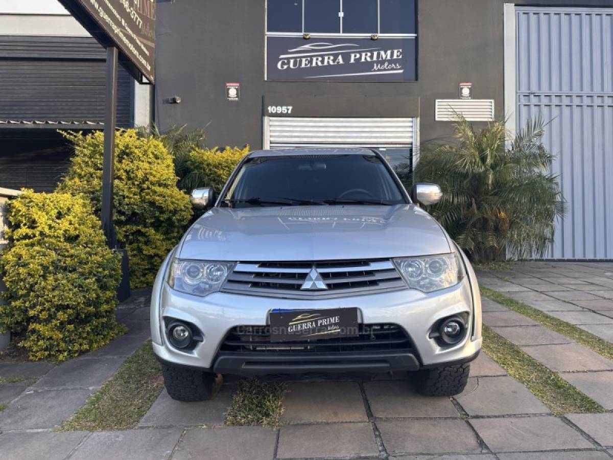 MITSUBISHI - L200 TRITON - 2015/2015 - Prata - R$ 120.900,00