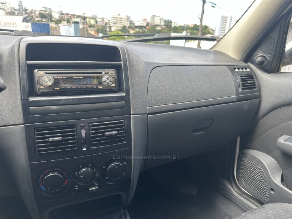 FIAT - SIENA - 2010/2010 - Branca - R$ 27.800,00