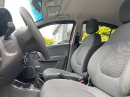 FIAT - PALIO - 2016/2016 - Vermelha - R$ 42.900,00