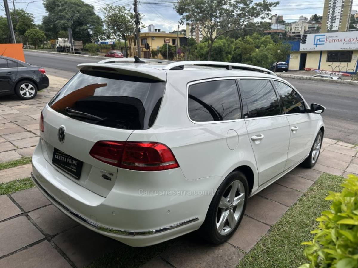 VOLKSWAGEN - PASSAT VARIANT - 2014/2014 - Branca - R$ 84.900,00