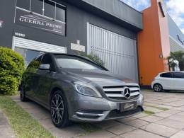 MERCEDES-BENZ - B 200 - 2014/2014 - Cinza - R$ 72.900,00
