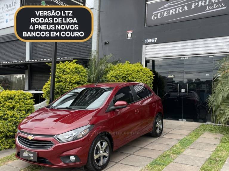 CHEVROLET - ONIX - 2019/2019 - Vermelha - R$ 69.900,00