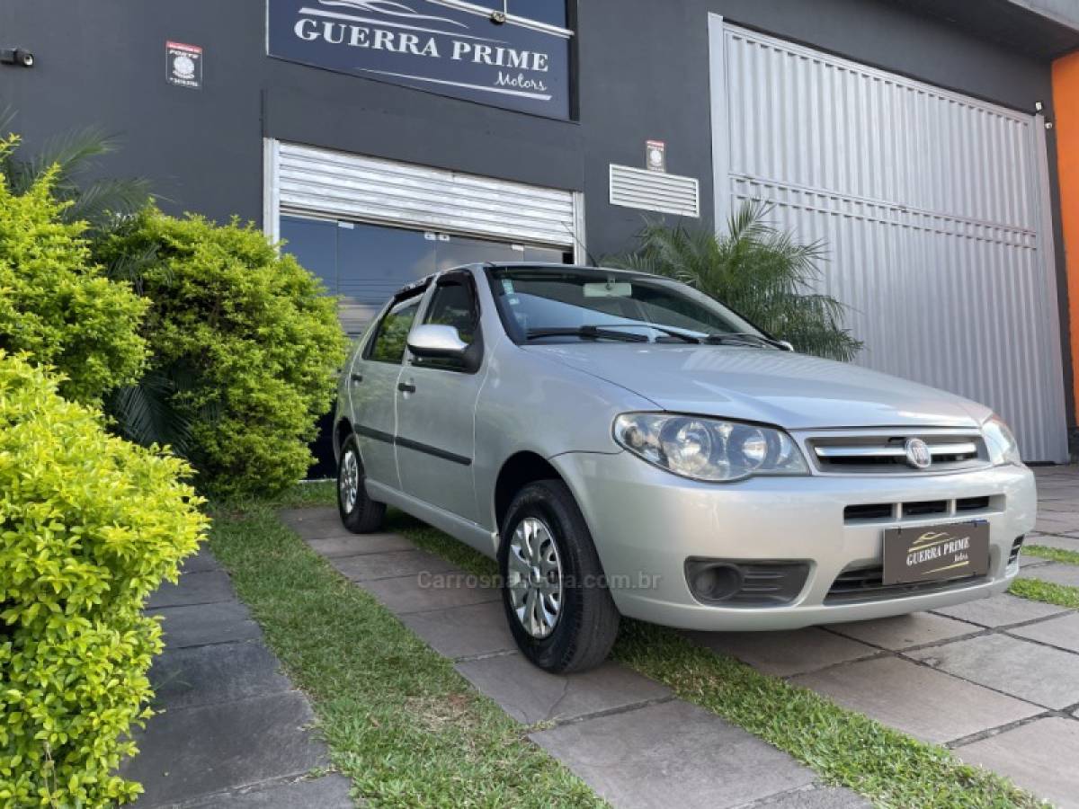 FIAT - PALIO - 2013/2013 - Prata - R$ 31.900,00