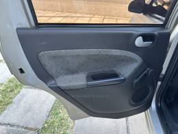 FORD - FIESTA - 2011/2011 - Prata - R$ 29.900,00