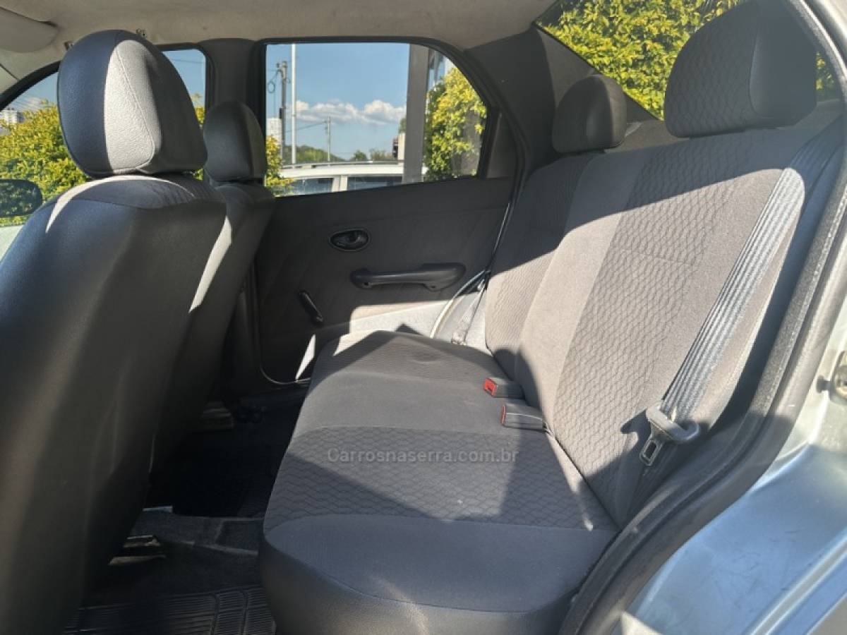 FIAT - SIENA - 2006/2006 - Cinza - R$ 17.900,00