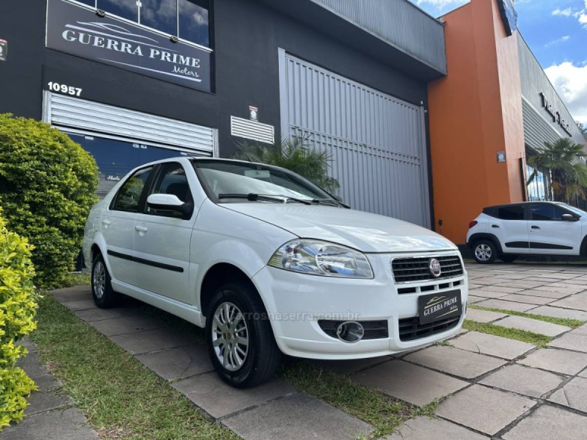 FIAT - SIENA - 2010/2010 - Branca - R$ 27.800,00