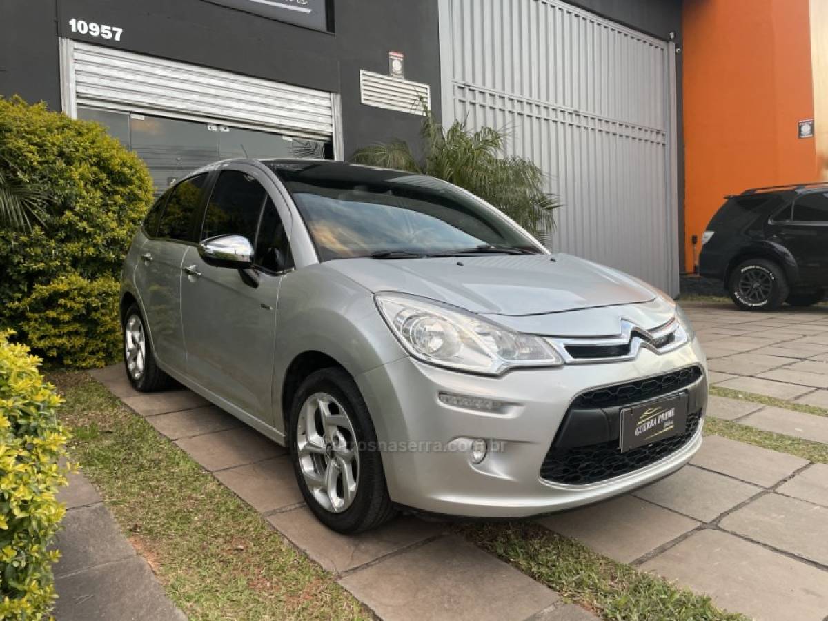 CITROËN - C3 - 2013/2013 - Prata - R$ 38.800,00
