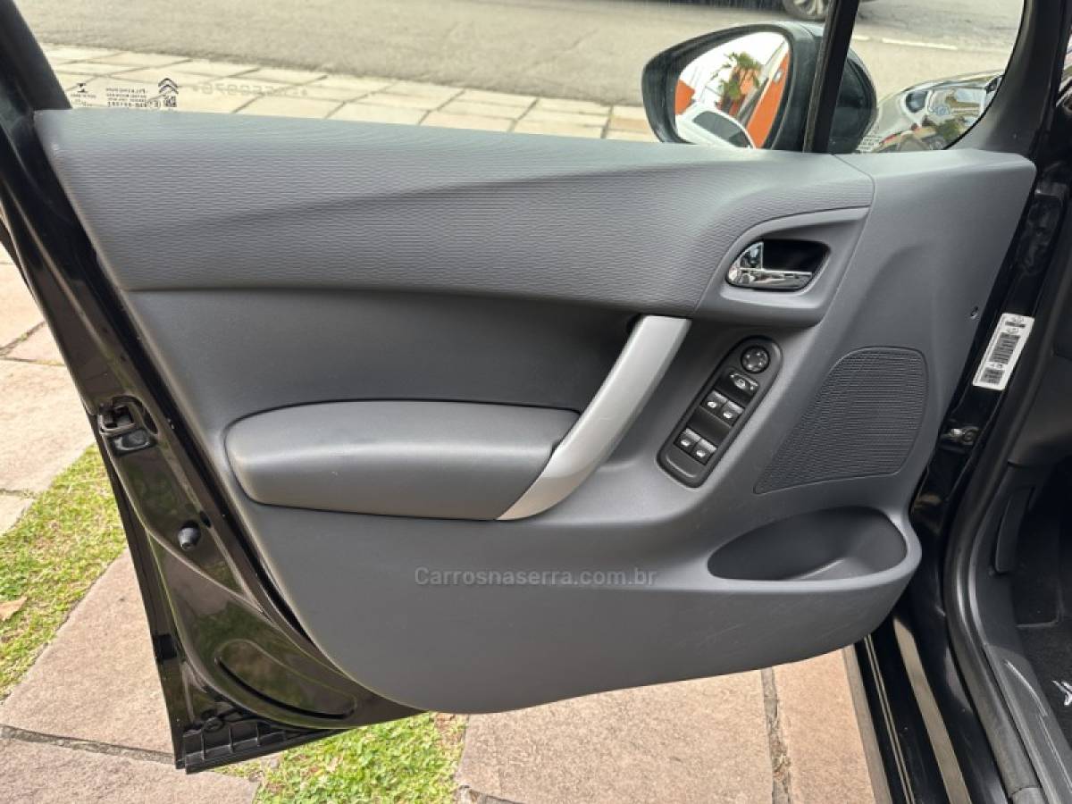 CITROËN - C3 - 2014/2014 - Preta - R$ 40.900,00