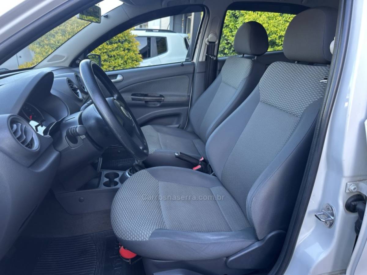 VOLKSWAGEN - GOL - 2011/2011 - Branca - R$ 29.900,00