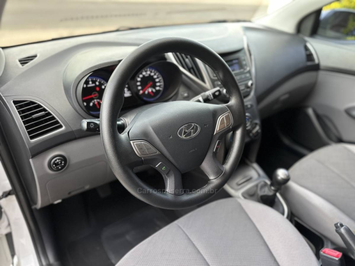 HYUNDAI - HB20S - 2019/2019 - Prata - R$ 62.900,00