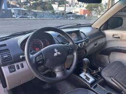 MITSUBISHI - L200 TRITON - 2015/2015 - Prata - R$ 120.900,00