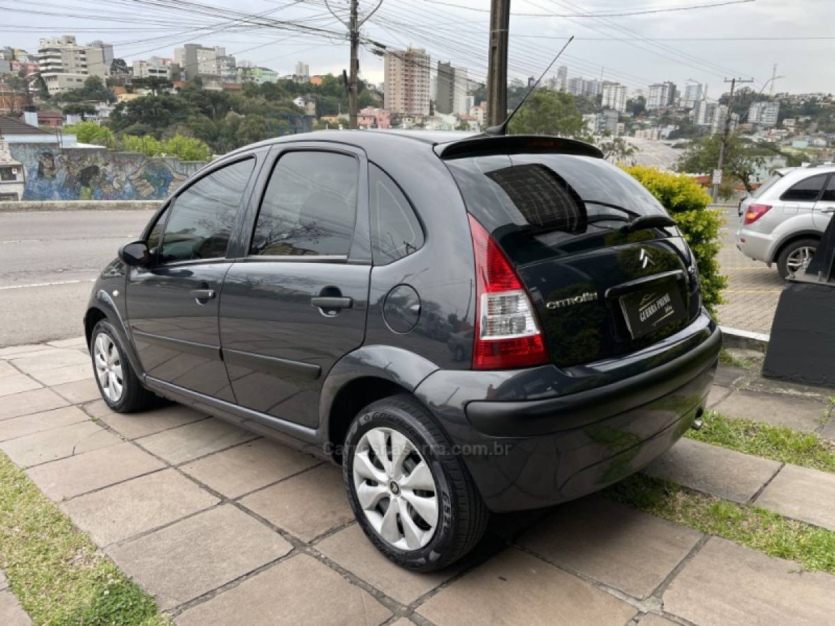 CITROËN - C3 - 2005/2005 - Cinza - R$ 22.900,00