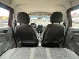 FIAT - PALIO - 2016/2016 - Vermelha - R$ 42.900,00