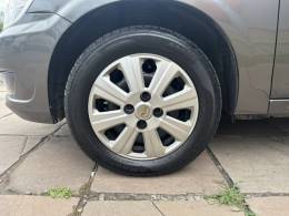 CHEVROLET - CELTA - 2015/2015 - Cinza - R$ 35.800,00