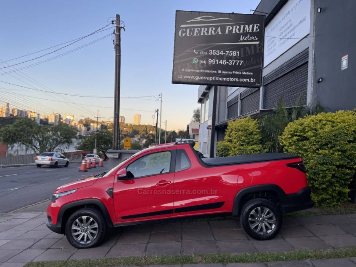 FIAT - STRADA - 2020/2021 - Vermelha - R$ 84.900,00