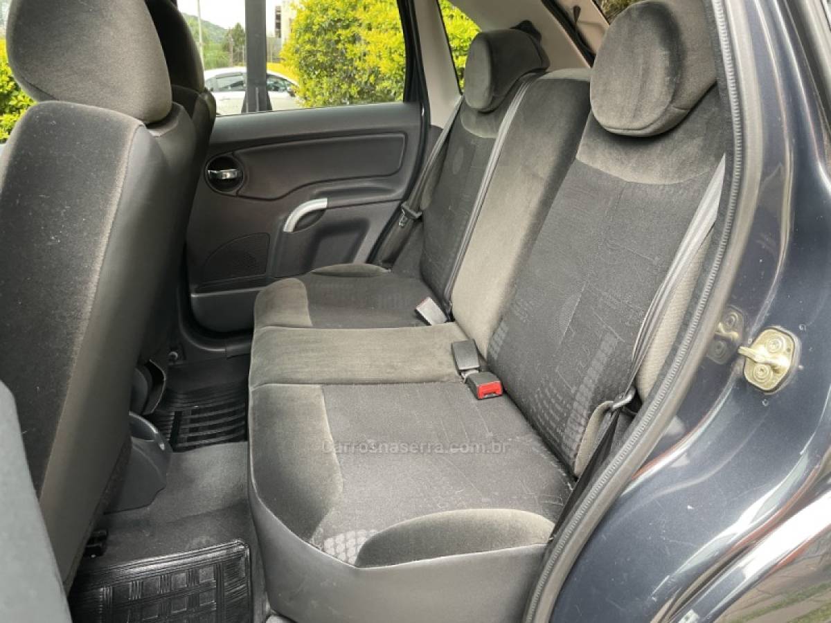 CITROËN - C3 - 2005/2005 - Cinza - R$ 22.900,00