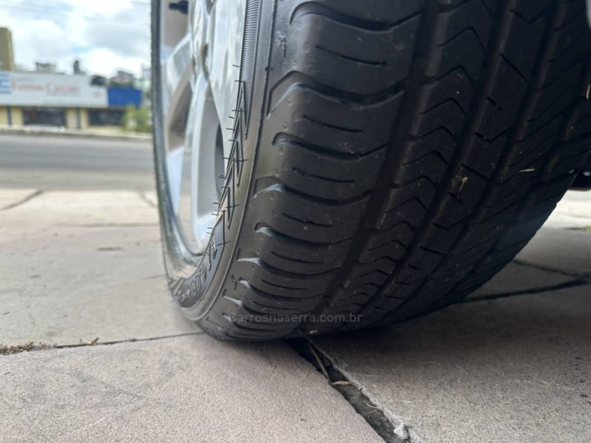 CHEVROLET - CRUZE - 2014/2014 - Preta - R$ 63.900,00