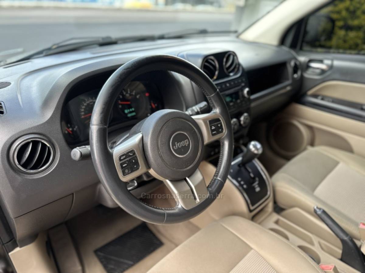 JEEP - COMPASS - 2012/2012 - Preta - R$ 53.800,00