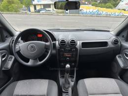 RENAULT - LOGAN - 2013/2013 - Branca - R$ 29.900,00