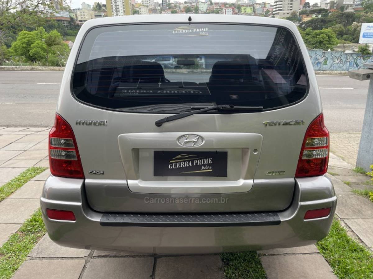 HYUNDAI - TERRACAN - 2005/2006 - Cinza - R$ 86.900,00