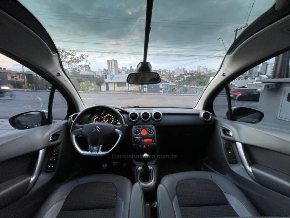 CITROËN - C3 - 2013/2013 - Prata - R$ 38.800,00