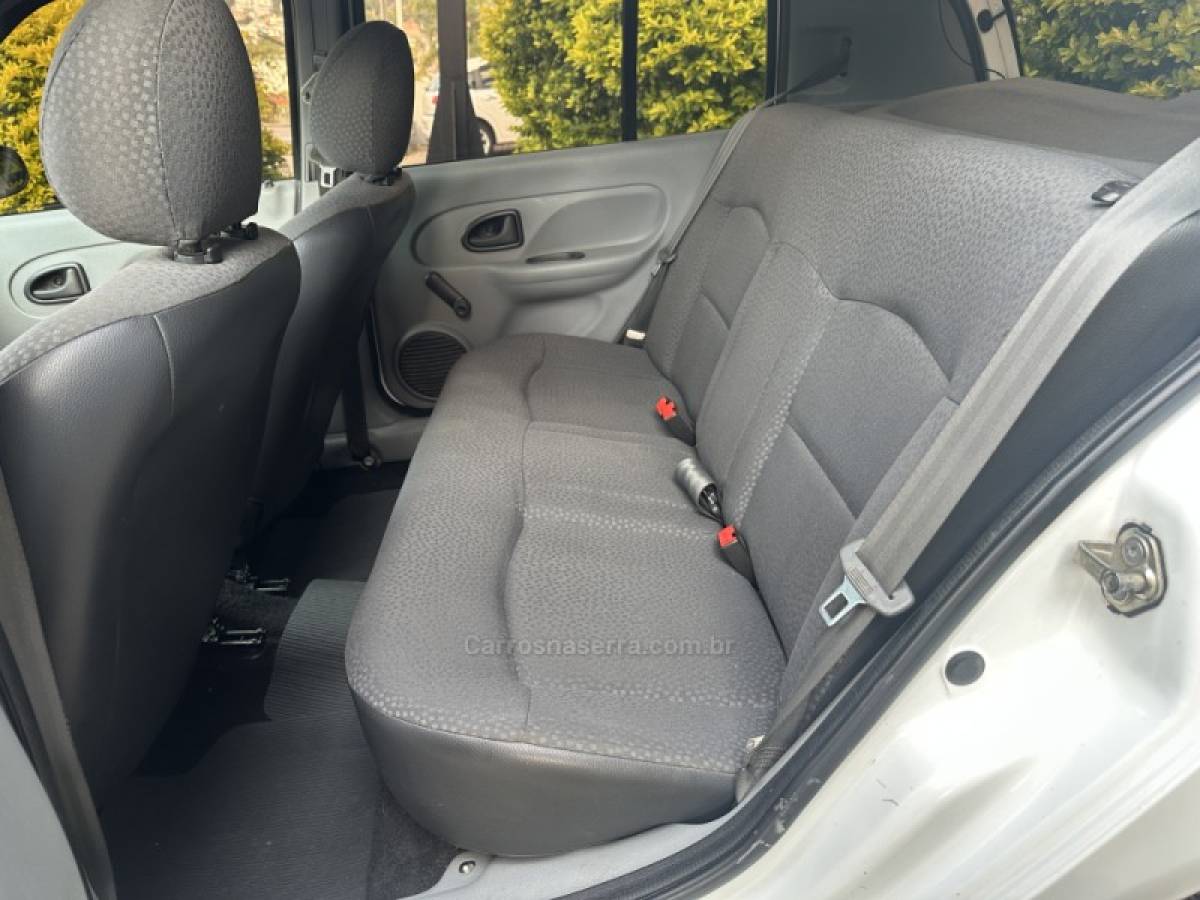 RENAULT - CLIO - 2011/2011 - Branca - R$ 20.900,00