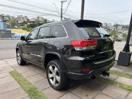 JEEP - GRAND CHEROKEE - 2015/2015 - Preta - R$ 95.900,00