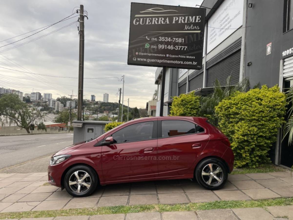 CHEVROLET - ONIX - 2019/2019 - Vermelha - R$ 69.900,00
