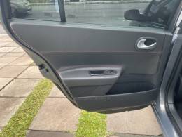 RENAULT - MÉGANE - 2013/2013 - Cinza - R$ 39.900,00