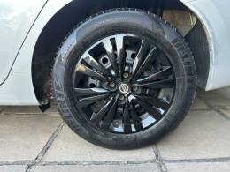 NISSAN - VERSA - 2021/2021 - Prata - R$ 78.800,00