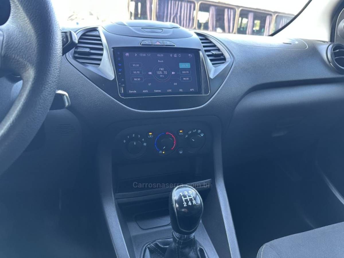 FORD - KA - 2018/2018 - Branca - R$ 44.800,00
