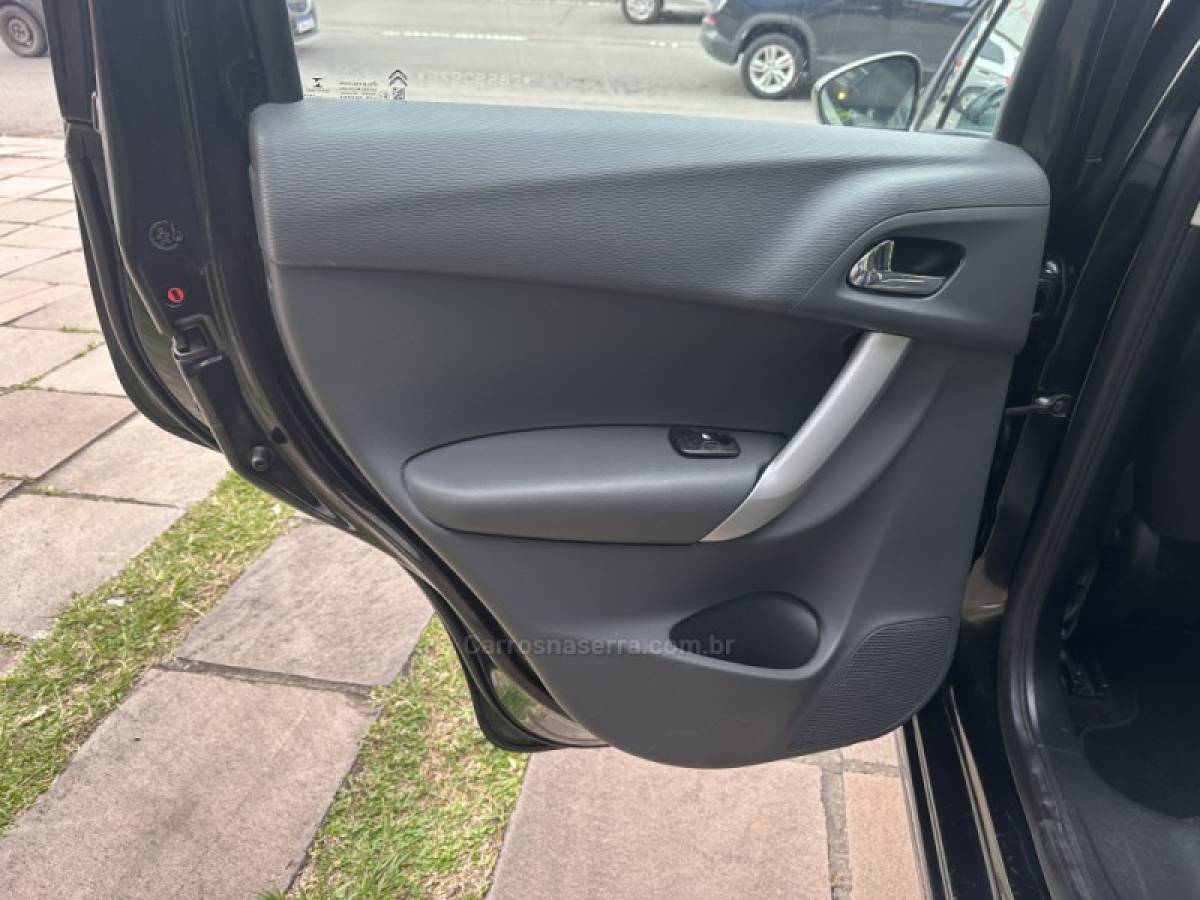 CITROËN - C3 - 2014/2014 - Preta - R$ 40.900,00