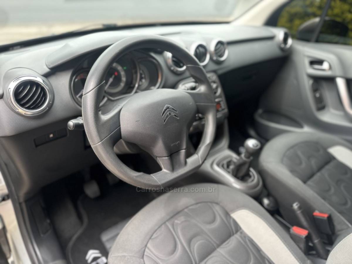 CITROËN - C3 - 2015/2015 - Prata - R$ 38.800,00