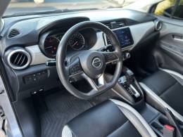 NISSAN - VERSA - 2021/2021 - Prata - R$ 78.800,00
